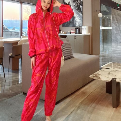 巨好看的套装时尚洋气减龄显瘦遮肉两件套防晒上衣九分裤夏日女装