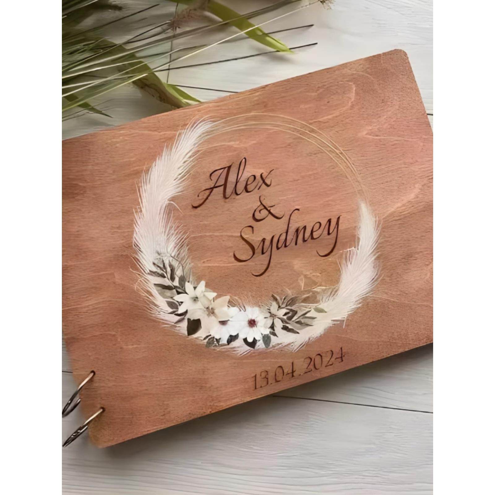 木质婚礼宾客手册留言簿记事本新人婚庆笔记本创意工艺印婚礼logo