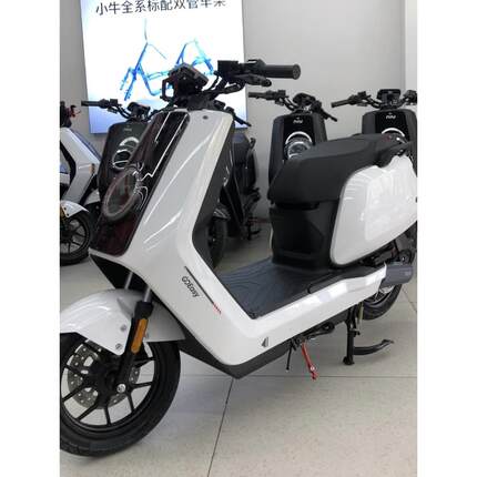 小牛新款NLT外壳车壳烤漆件大灯挡泥板pp件塑料壳大灯前面板