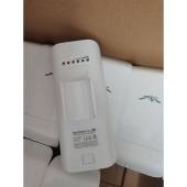 UBNT Loco M2无线网桥室外3公里CPE大功率无线AP监控中继LOCOM2
