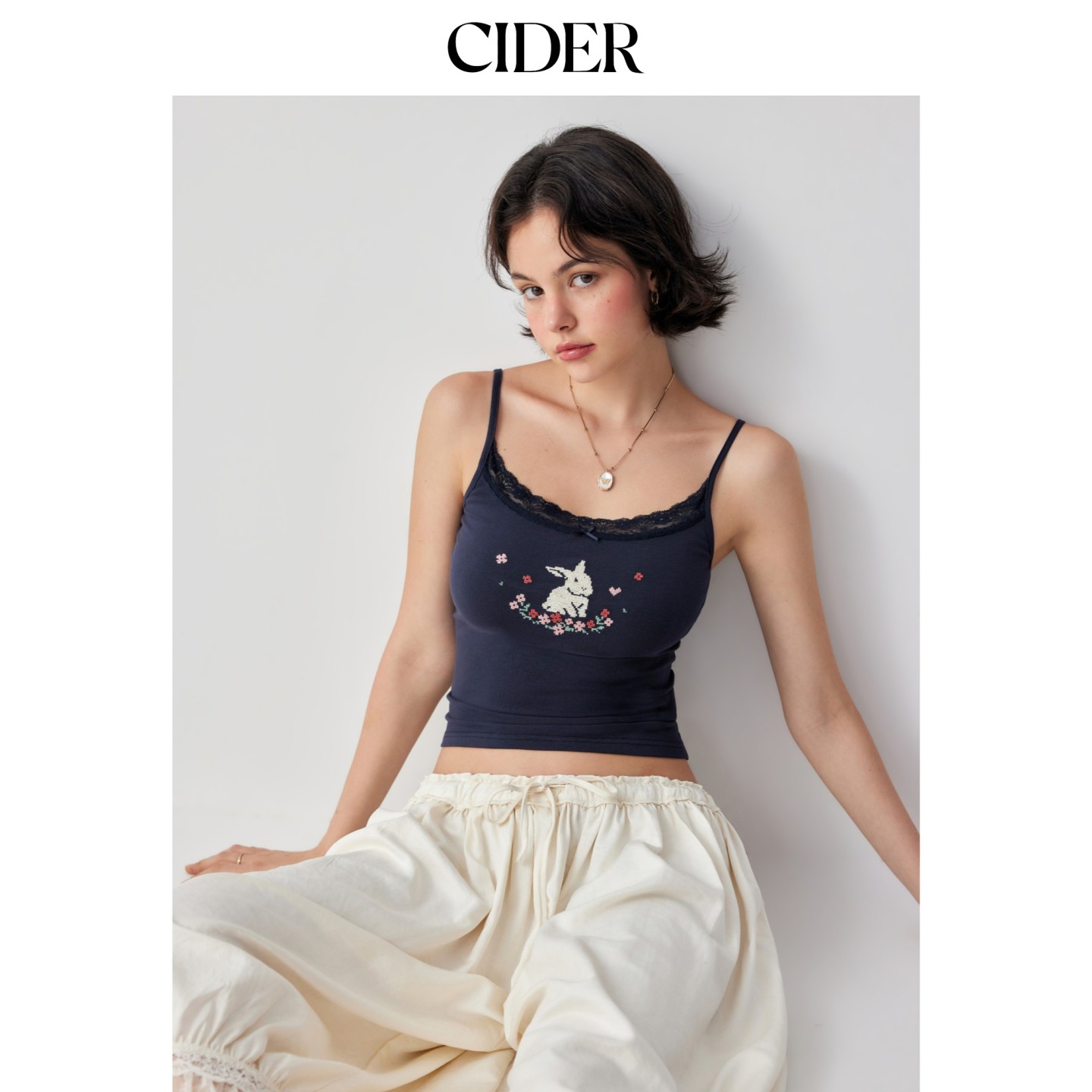 CIDER兔子印花甜心领刺绣蕾丝蝴蝶结吊带上衣115424174图片