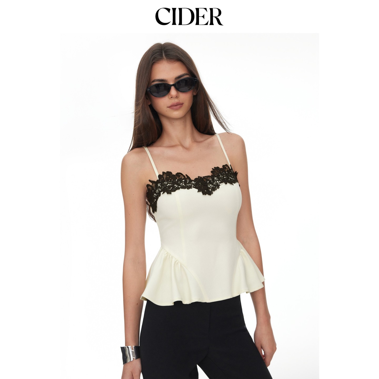 CIDER2026早秋季新品蕾丝碎花心形领撞色荷叶边吊带上衣115612074图片