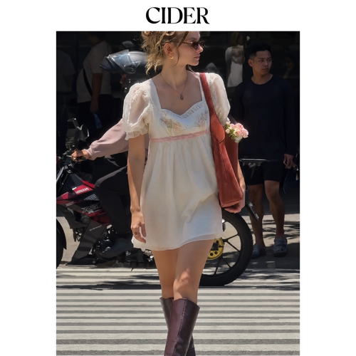 CIDER毕业季穿搭｜立体碎花刺绣方领泡泡袖迷你连衣裙115416308