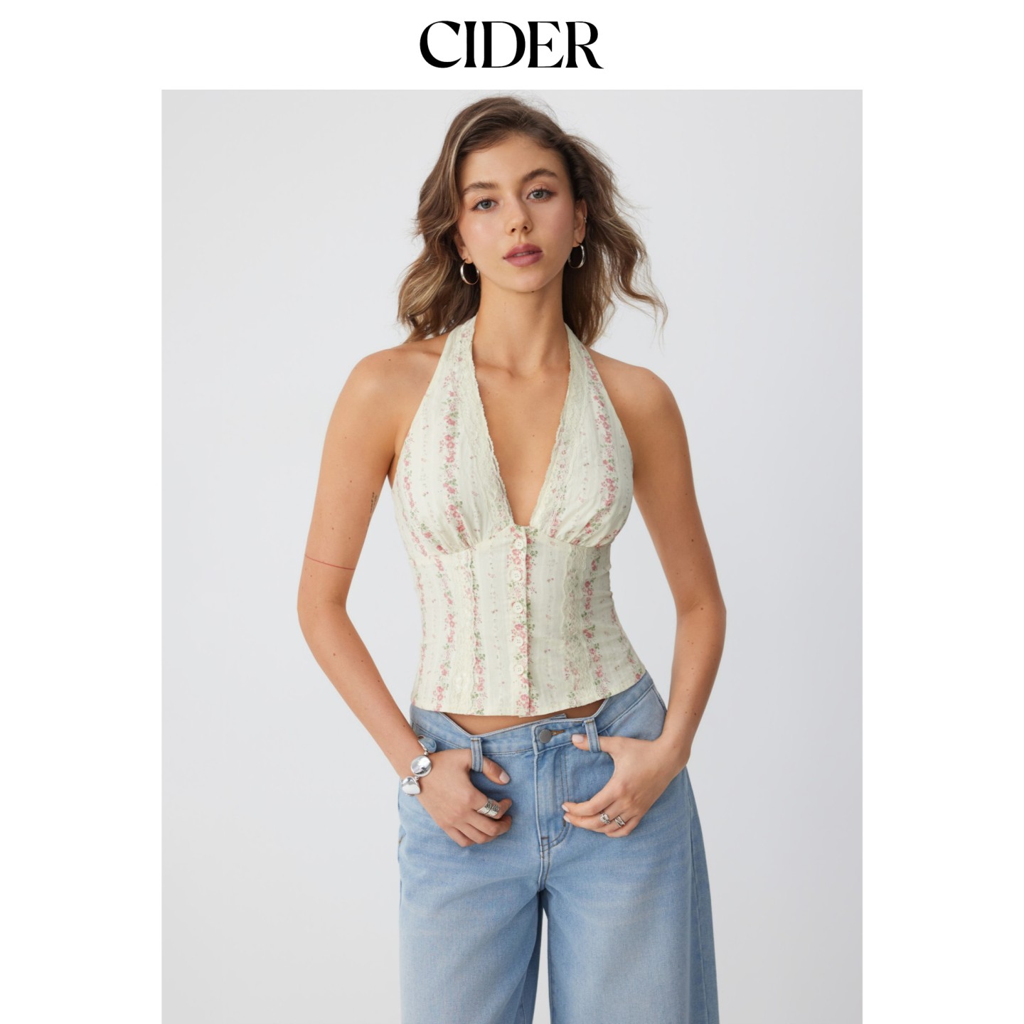 CIDER2026早秋季新品碎花印花挂脖蕾丝镶边抽褶吊带衫115400012图片