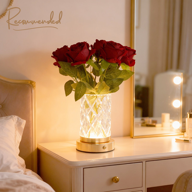 新款北欧简约LED装饰台灯卧室床头灯水晶灯罩郁金香花艺桌面摆件