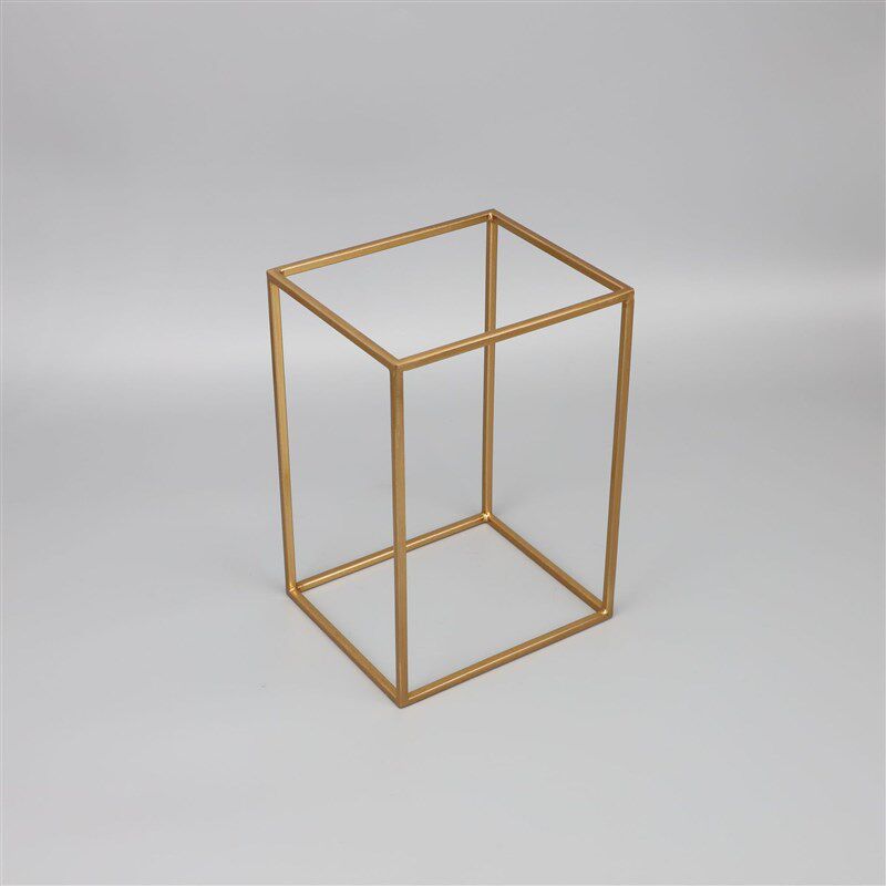 现代简约金属框架几何摆件样板房桌面酒店家居客厅创意软装饰品