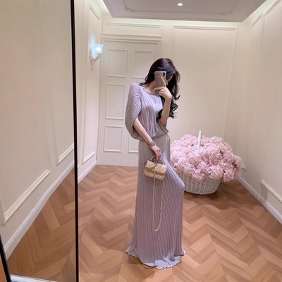 Leathercat淡人高知穿搭一整套高级感褶皱上衣半身裙初夏绝美套装
