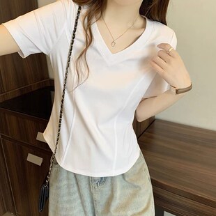 正肩v领短袖t恤女2024夏微胖大码设计感遮肚子修身显瘦百搭打底衫