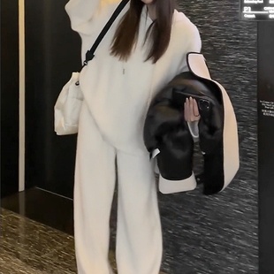 冬装搭配一整套2024新款慵懒风连帽上衣阔腿裤两件套网红爆款套装