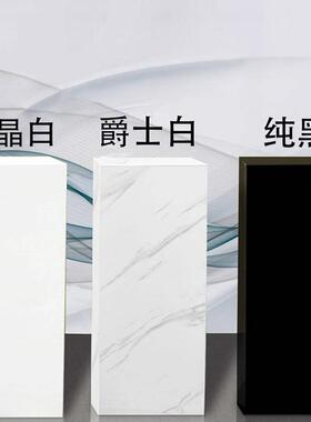 现代北欧高档轻奢风客厅电视柜旁潮玩手办艺术品大理石底座定制
