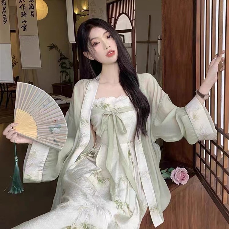 新中式改良汉服碎花连衣裙女秋季穿搭一整套小个子高级感气质长裙