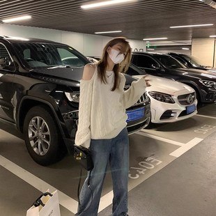 初一设计感小众露肩毛衣女秋冬外穿宽松慵懒高级感麻花针织上衣林