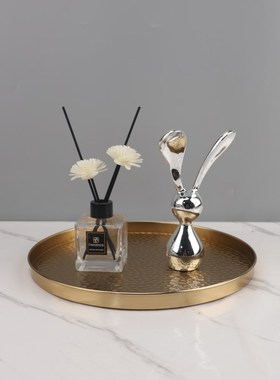 现代简约圆形锤纹金属首饰收纳托盘摆件卧室玄关样板房家居装饰品