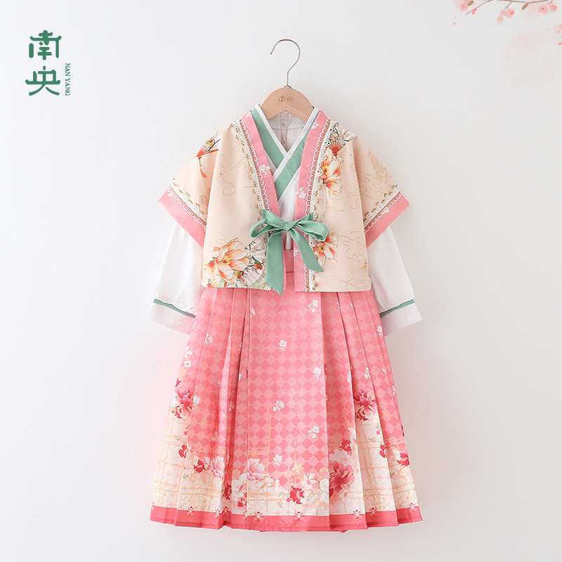 儿童马面裙女童汉服春秋季中国风唐装小女孩改良古装明制交领套装