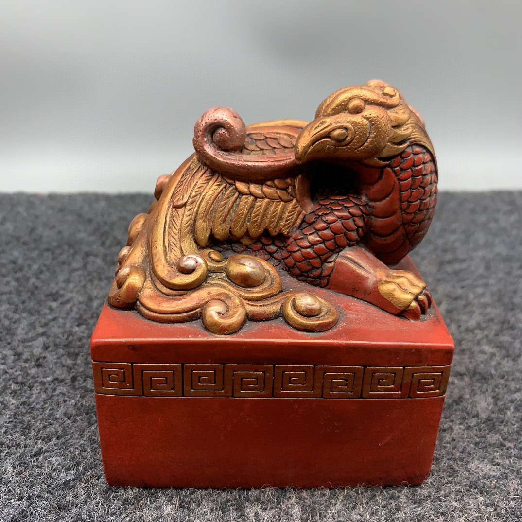 古玩收藏仿古寿山石雕朱砂描金印章63凤回头玉玺摆件带字客厅装饰