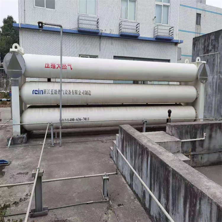 压缩气体站用瓶组水压试验41.25M