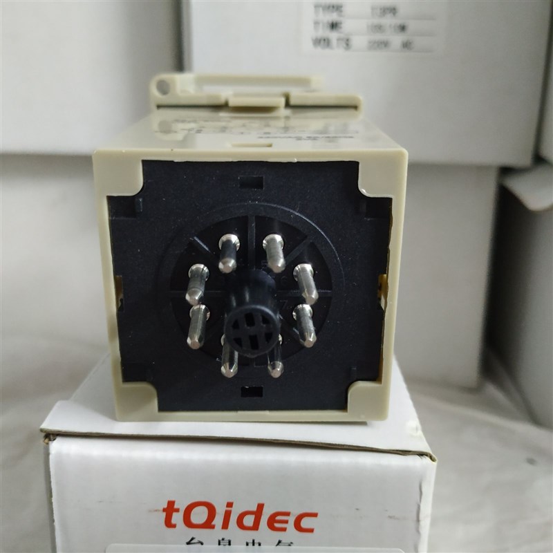 台泉tqidec 拨码设定数显温控器E5C4 MF-48C (K399继电器)