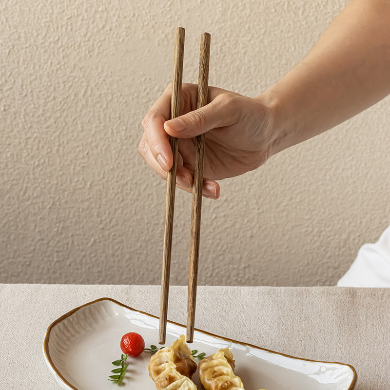 鸡翅木筷子家用漆蜡防滑耐高温木质筷单人装餐具复古餐筷