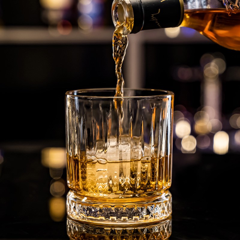 轻奢欧式水晶玻璃威士忌酒杯套装家用大号啤酒杯洋酒杯水杯果汁杯