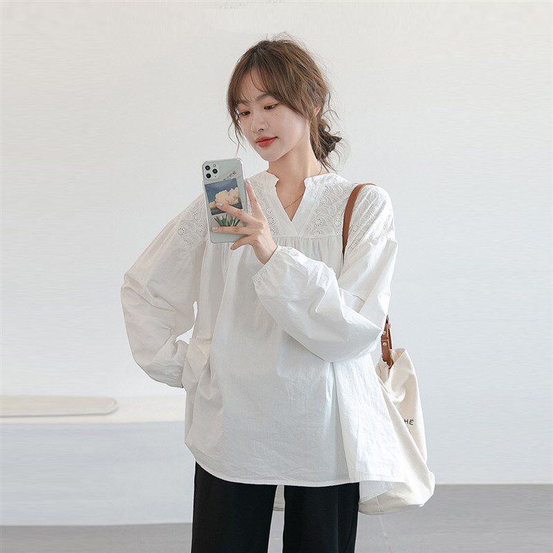 韩系白色显瘦~孕妇衬衫春装上衣长袖中长款潮妈孕期不显怀娃娃衫
