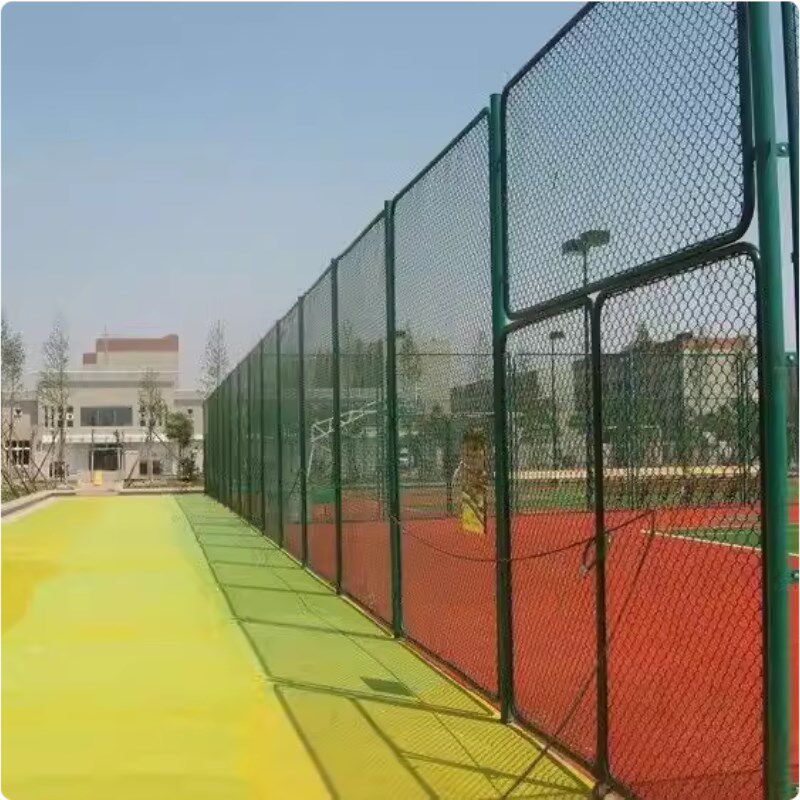 篮球场防护网体育场围栏运动场护栏足球场铁丝网高尔夫球场围网