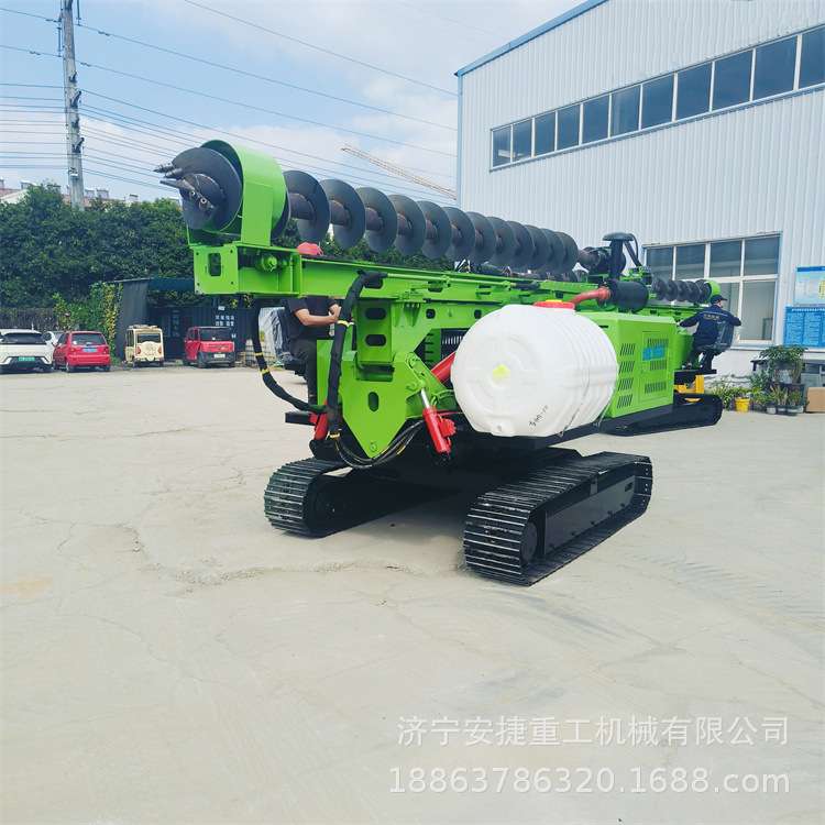 6缸爬山虎光伏打桩机 拧地桩液压螺旋钻机 五家渠光伏打桩机厂家