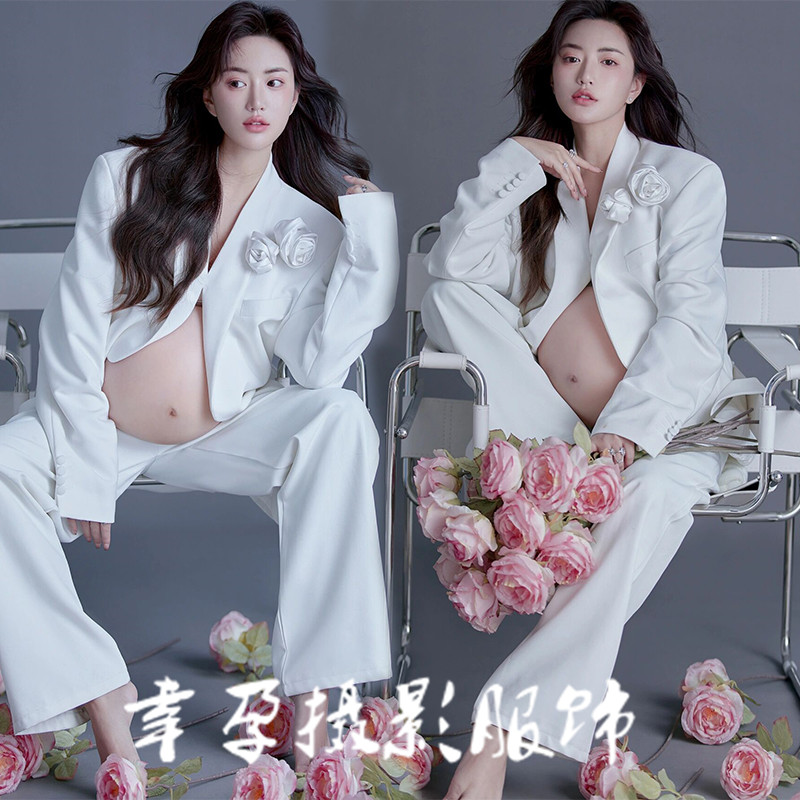 影楼展会新款孕妇拍照摄影主w题服装艺术照孕妈个性时尚简约白西