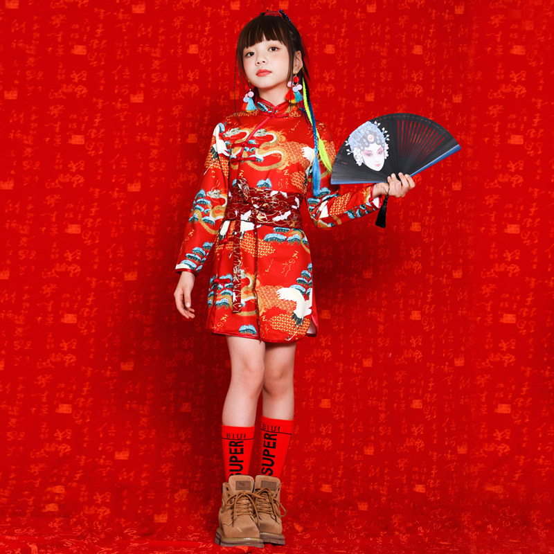 儿童元旦舞台装套装男童国风唐装女童旗袍裙新款演出服幼儿园班服