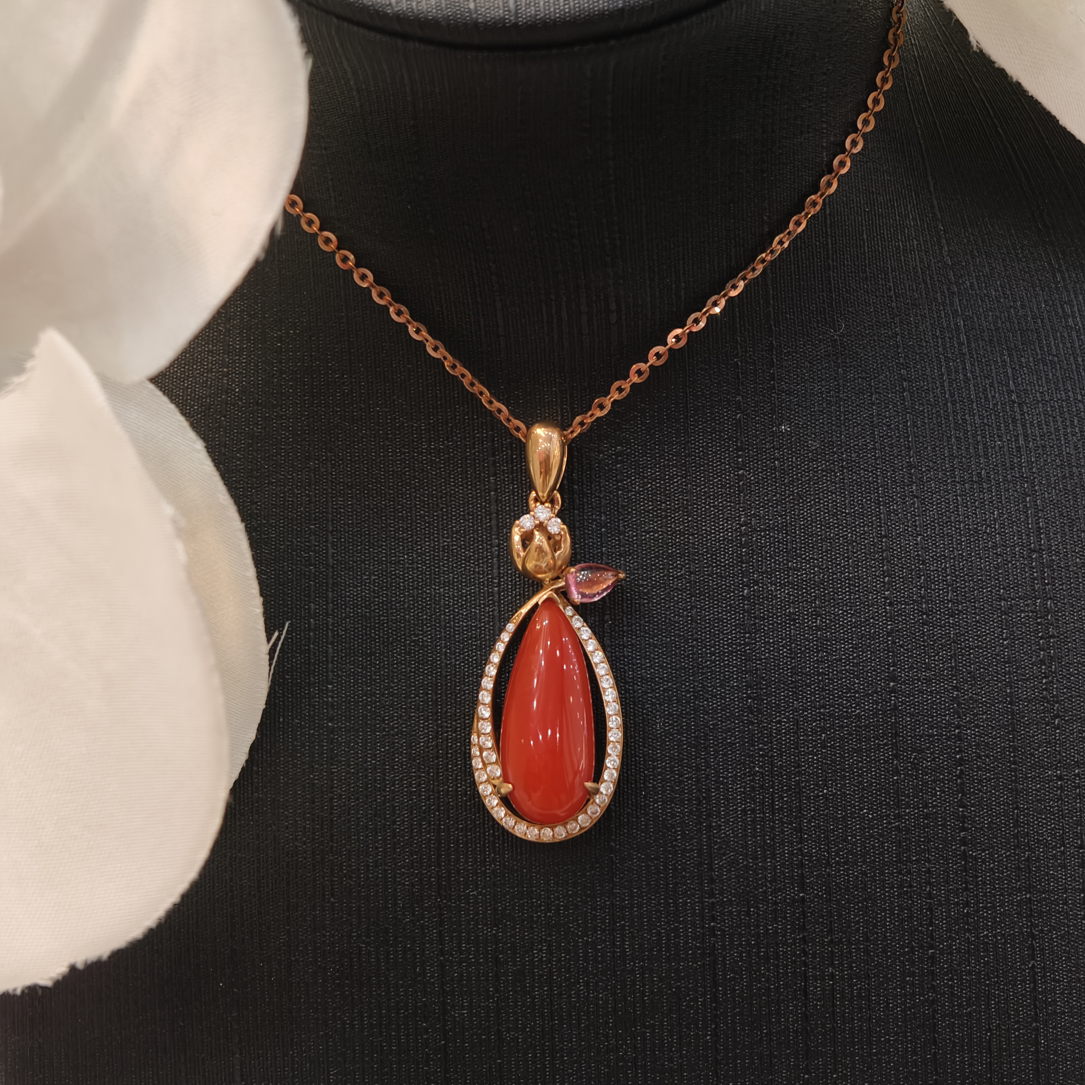 润石珠宝18k珊瑚项坠B00262323