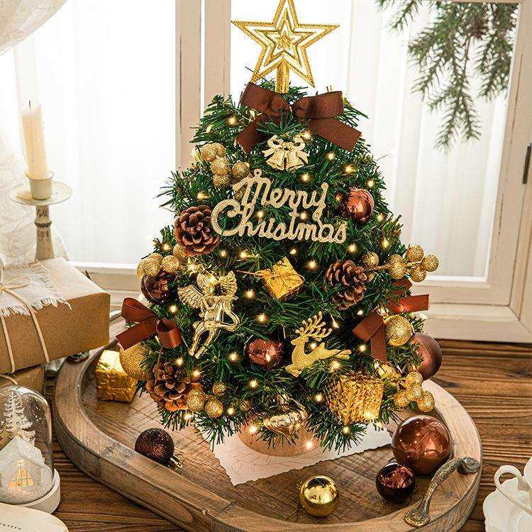 圣诞树2025新款小型迷你桌面摆件装饰品北欧风圣诞节装饰