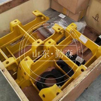 推土机配件各自型号齐全D85EX护链架支架154-30-71331