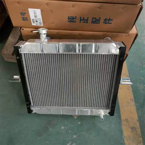 江淮水箱1301010W8010