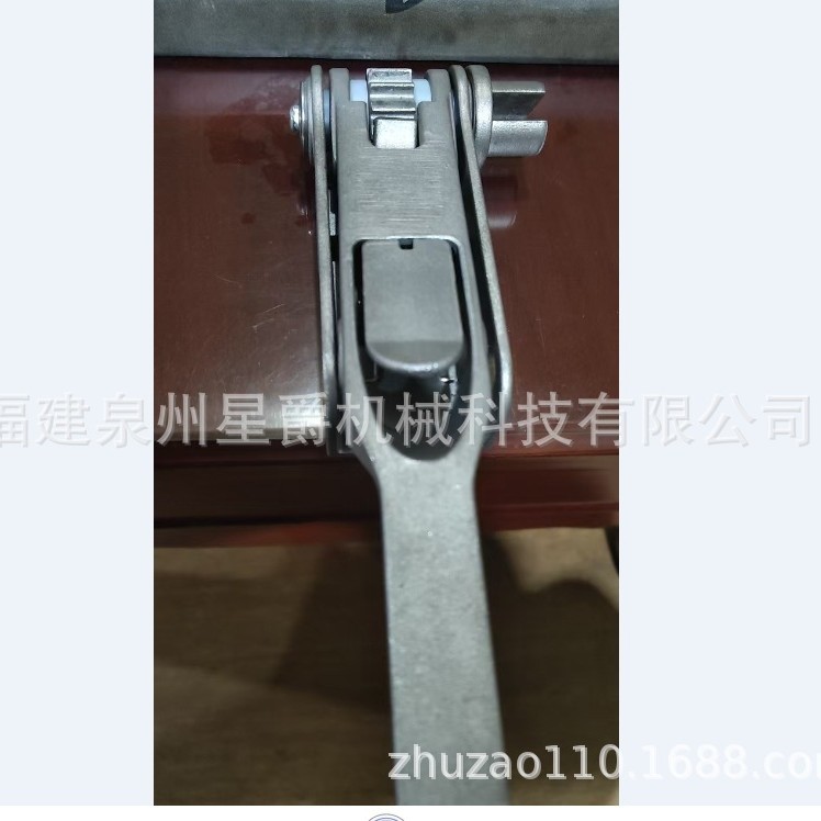 泉州铸钢大车上的紧绳器软篷车配件紧蓬器篷布收紧器
