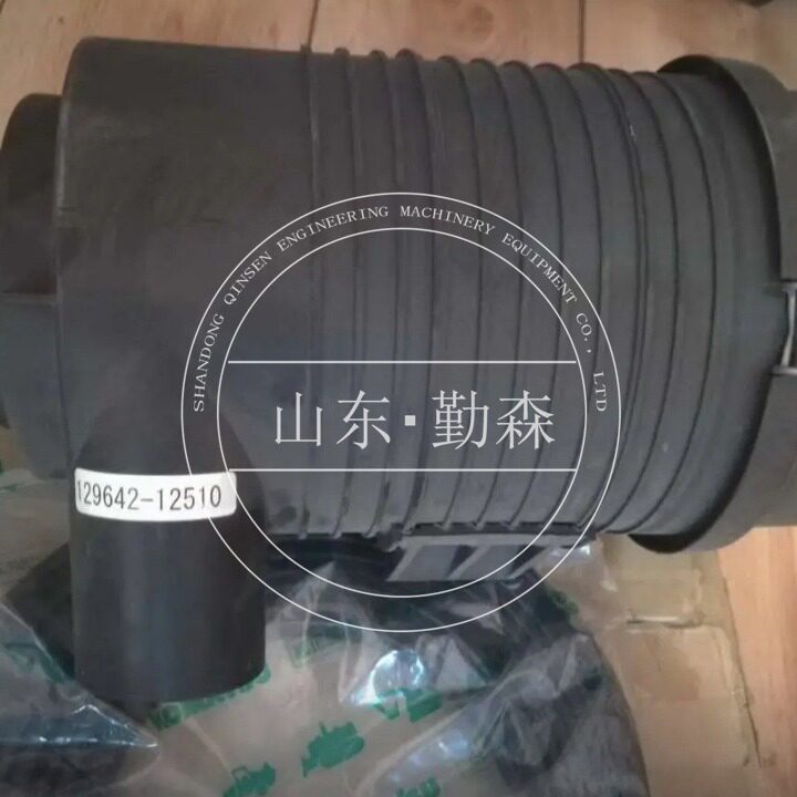 矿卡自卸车配件各种型号齐全空气滤清器外壳129642-12510