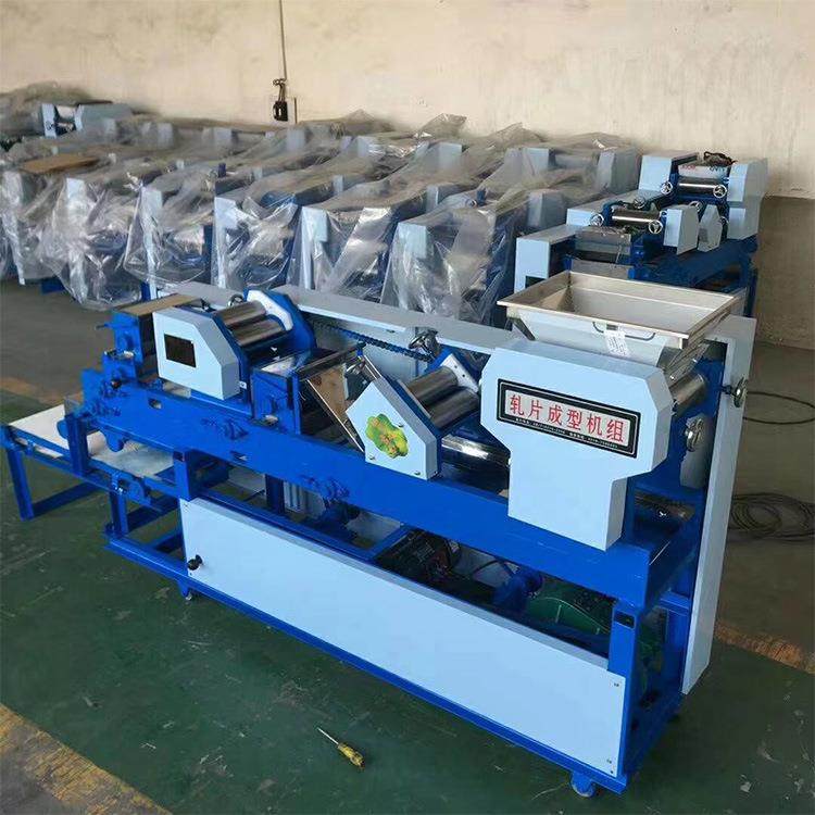 全自动面条机商用挂面机鲜湿面条撒粉叠皮机大型压面机挂面烘干线