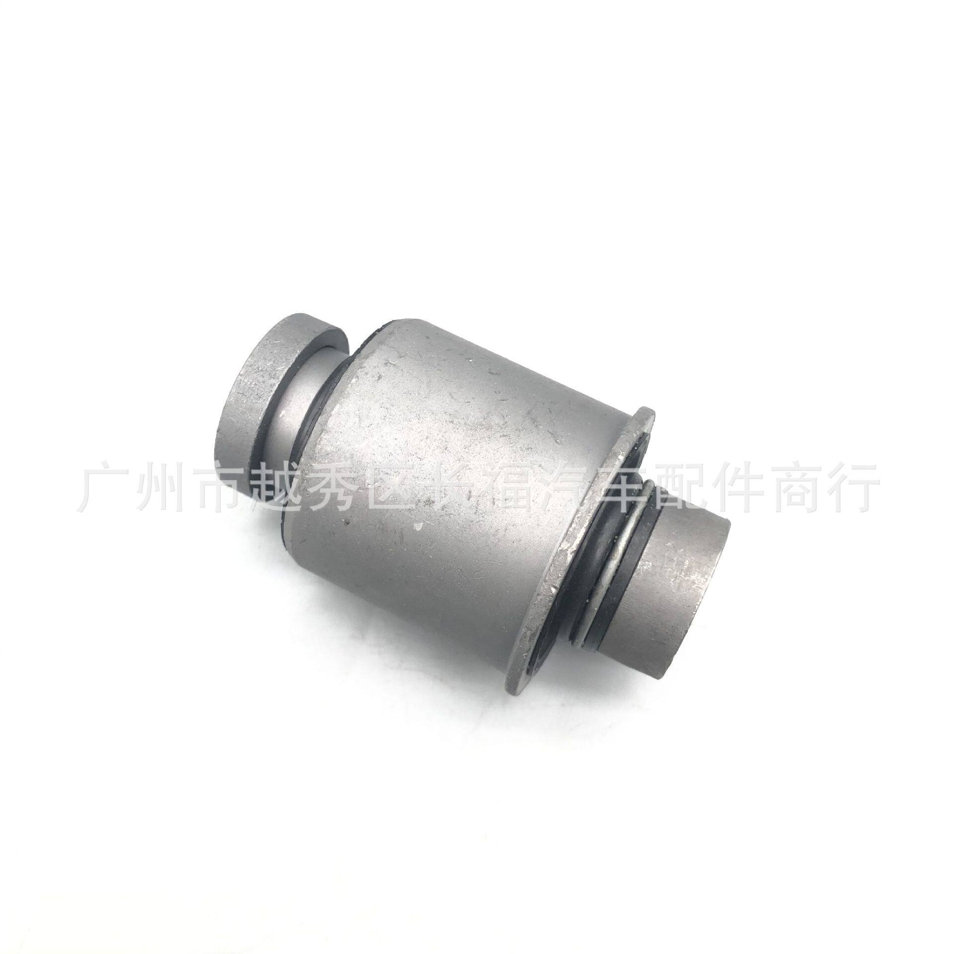 FR3C3C270AA汽车悬挂后衬套后轴悬挂尾随控制臂适用福特