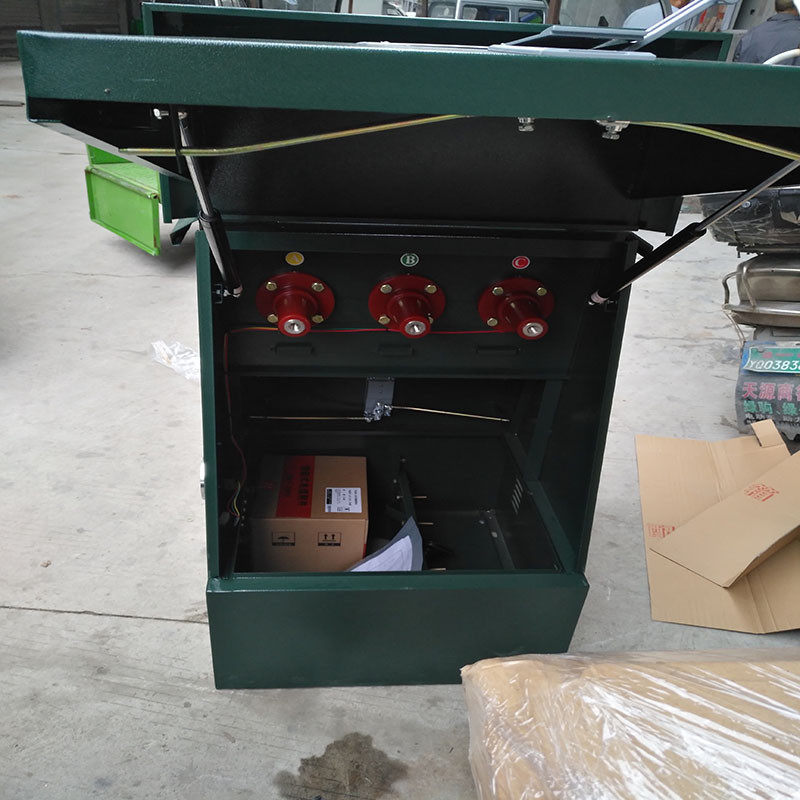 10KV/35KV电缆分接箱1进6出