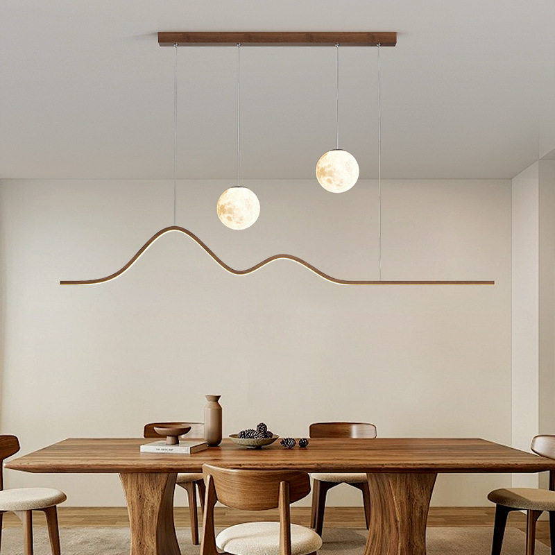 长条餐厅吊灯个性创意胡桃木纹中古新款波浪形月球高级感吧台灯具