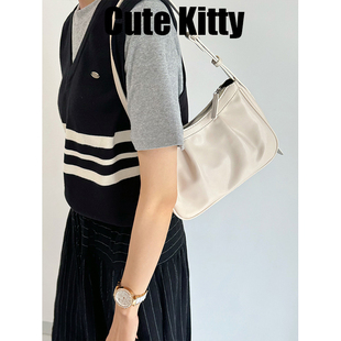 褶皱云朵饺子包复古法棍包 单肩斜挎腋下包 Cute Kitty温柔风韩版