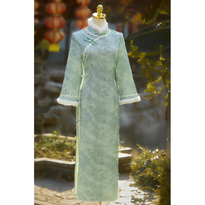 绿色旗袍秋冬2026新款女新中式