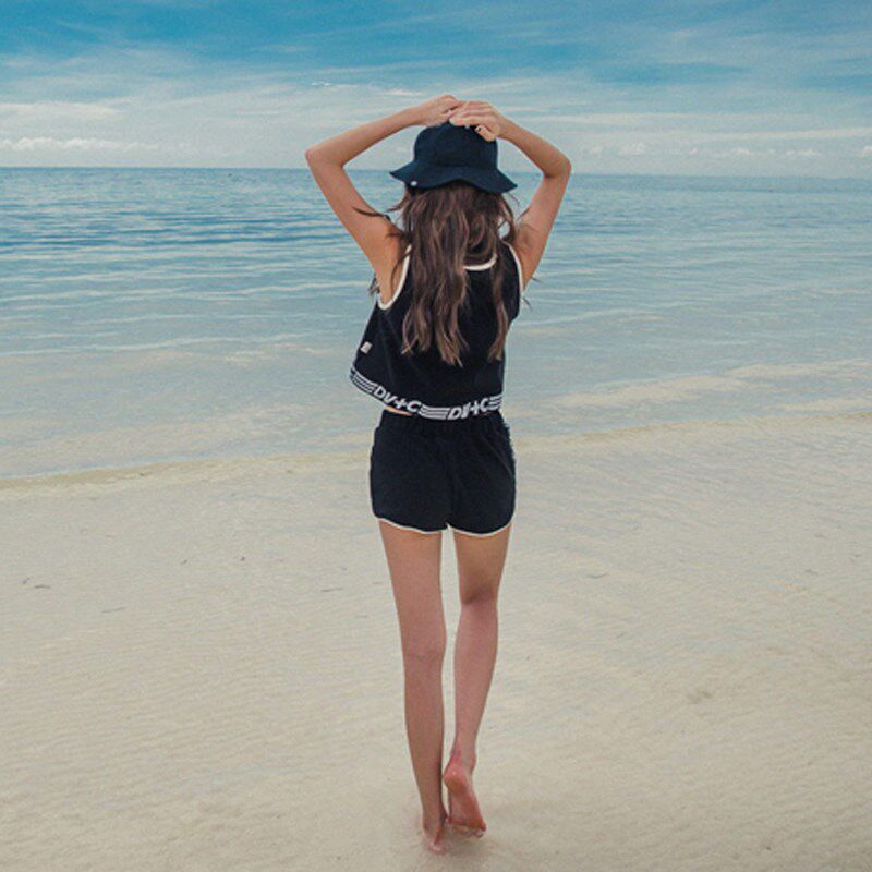 游泳衣女款夏小个子黑色分体x式两件套健身房青少年保守运动平角