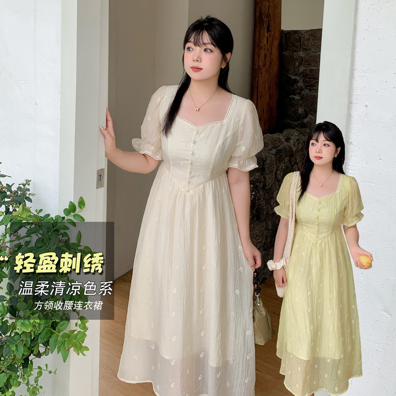 k2757大码女装2025夏季新款方领刺绣泡泡袖清新胖妹妹长款连衣裙