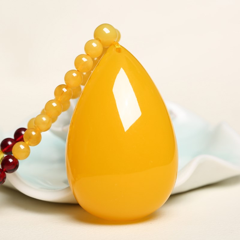 鸡油黄老蜜蜡吊坠玫瑰花长款毛衣链男女款二代蜜蜡水滴民族风挂坠