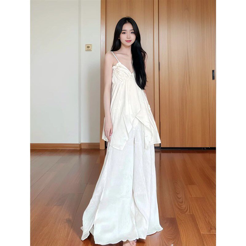 茶系穿搭一整套不规则吊带木耳边设计感开叉阔腿裙裤两件套装女夏