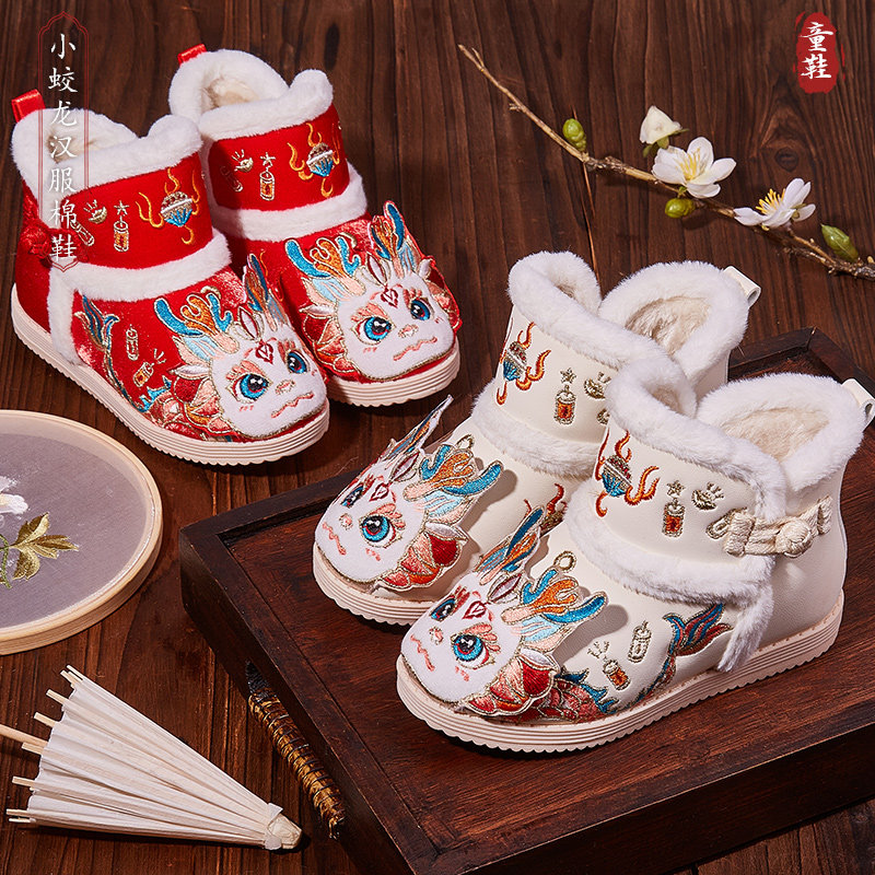 汉服鞋女童手工幼儿雪靴棉靴2023新款加绒儿童绣花棉鞋拜年冬季