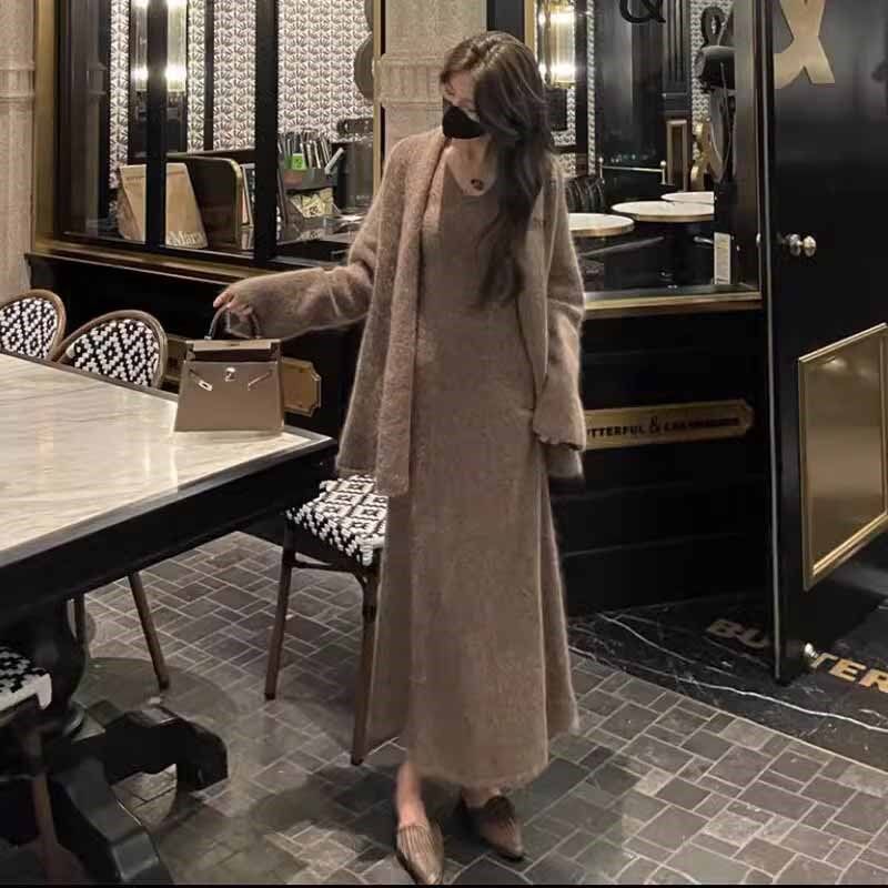 秋冬温柔茶系毛衣连衣裙套装慵懒宽松中长款针织开衫吊带裙两件套,女装/女士精品,连衣裙,淘宝优惠券,粉丝福利购,淘宝优惠卷