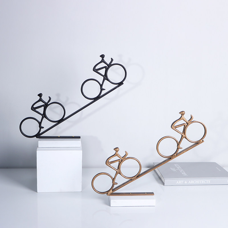创意骑自行车比赛摆n件现代客厅办公室软装饰品样板房书房书架摆