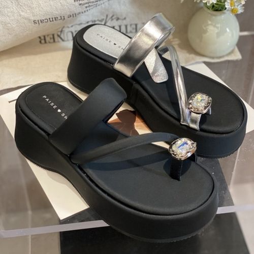 仙女风配裙子超火水钻2025年拖鞋女夏外J穿2025新款沙时尚凉拖女