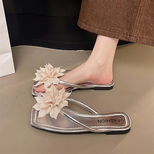 仙女风配裙子平底Z沙滩凉拖 外穿2025新款 花朵夹脚人字拖鞋 女夏季