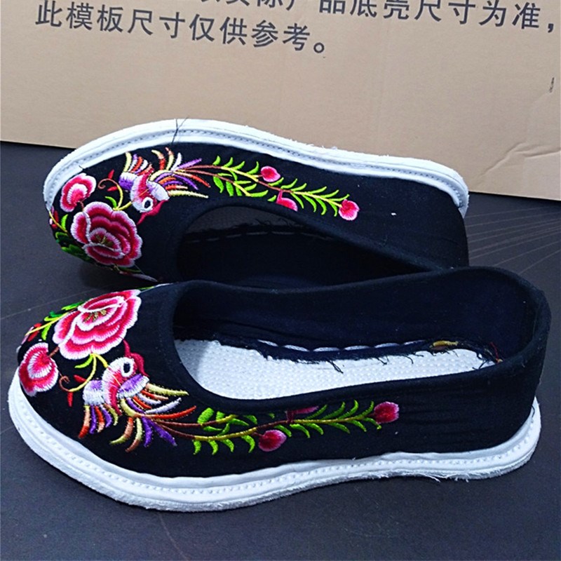 云南千层底布鞋平底单鞋女绣花鞋女孕妇月L子布鞋妈妈鞋毛边农村